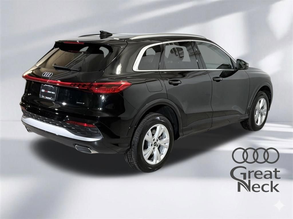 Certified 2025 Audi Q5 Premium w/ Convenience Package image 11