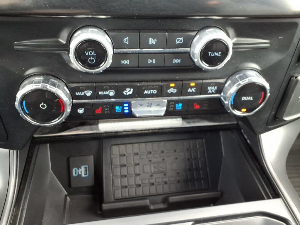Used 2024 Ford F150 Lariat AWD/4WD image 29