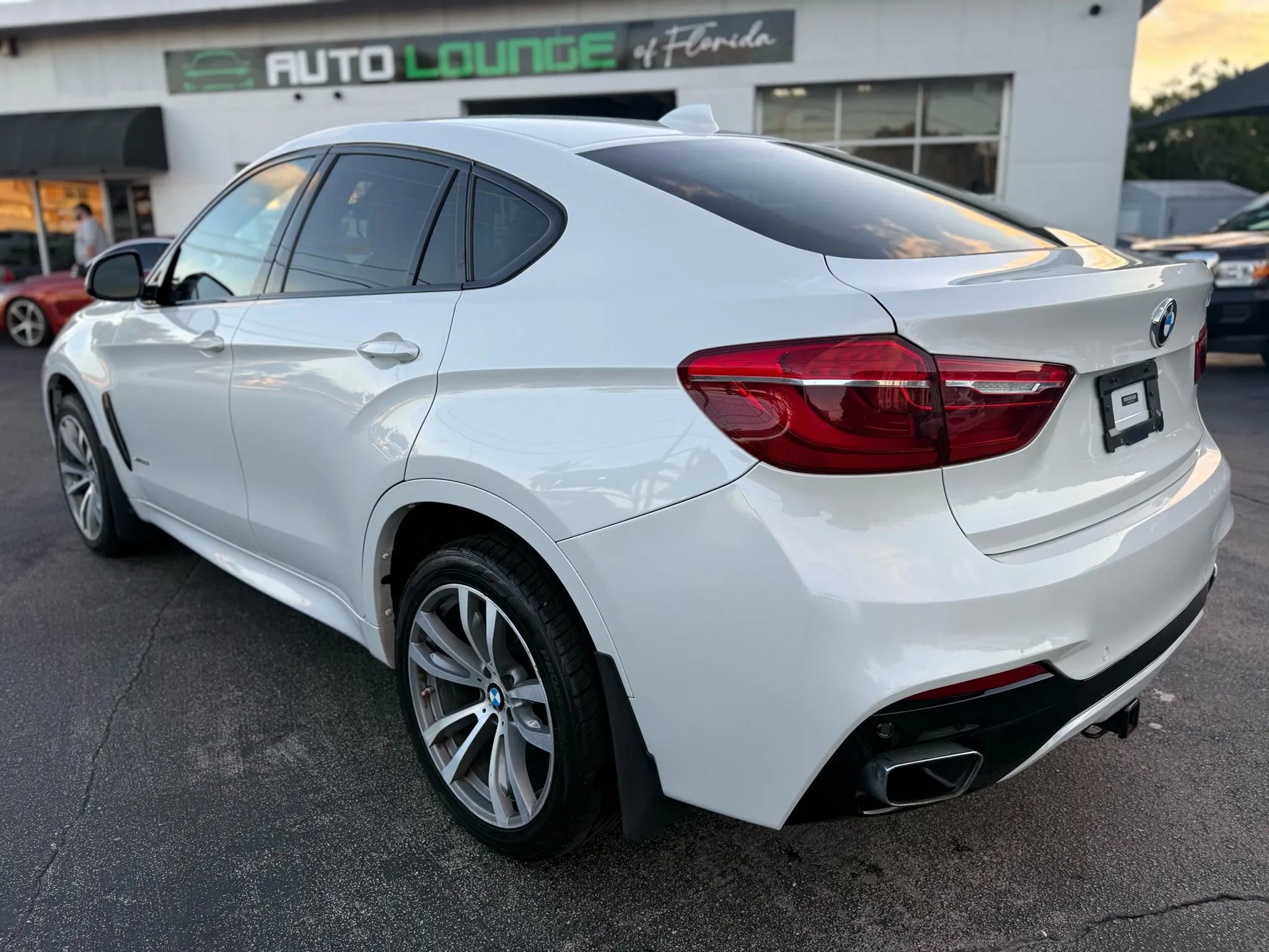 Used 2018 BMW X6 xDrive35i image 3
