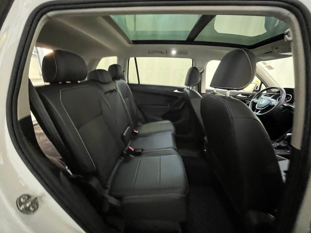 Certified 2021 Volkswagen Tiguan SE AWD/4WD image 28