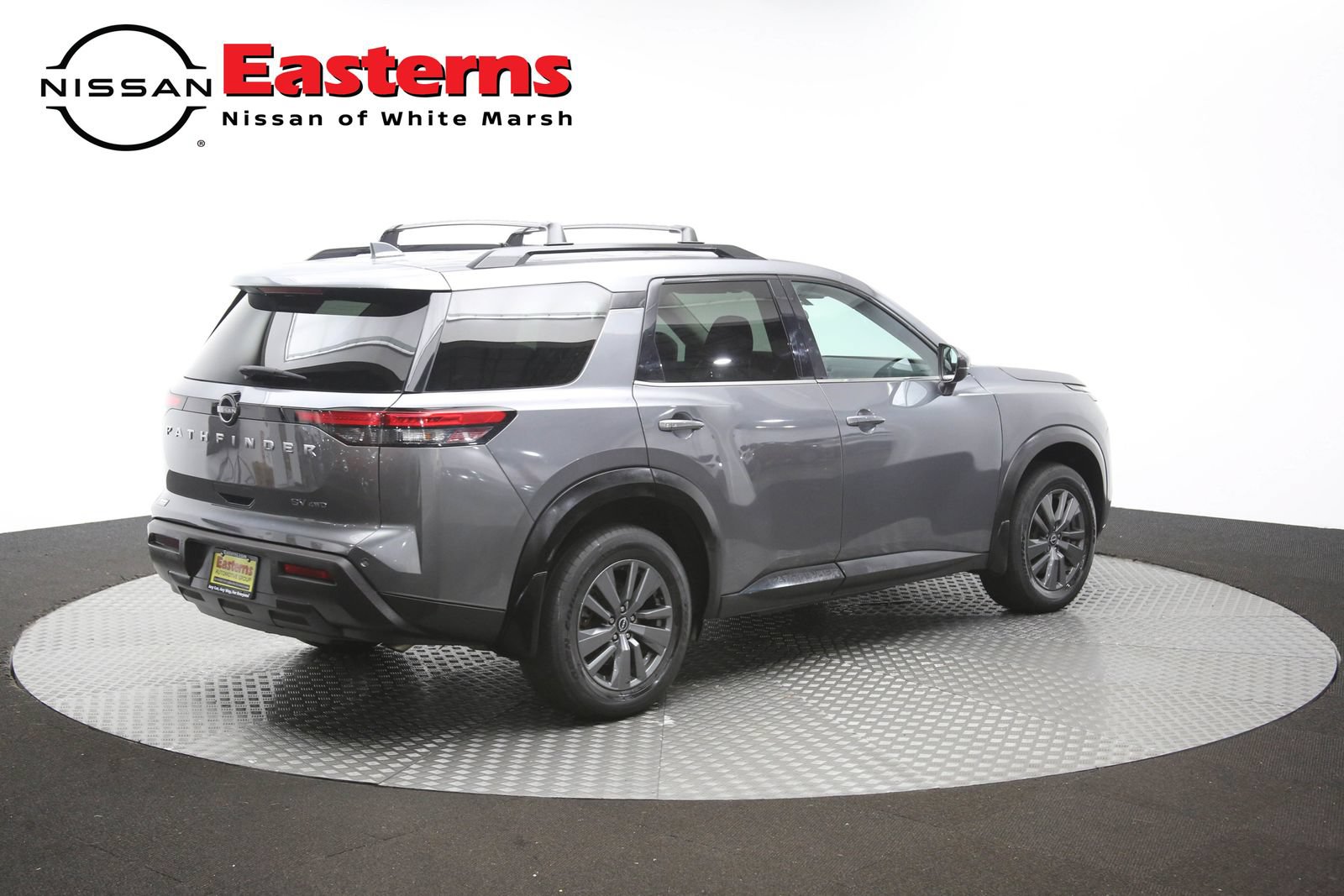 Used 2022 Nissan Pathfinder SV AWD/4WD image 38