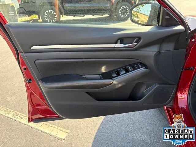 Used 2024 Nissan Altima 2.5 SR image 24