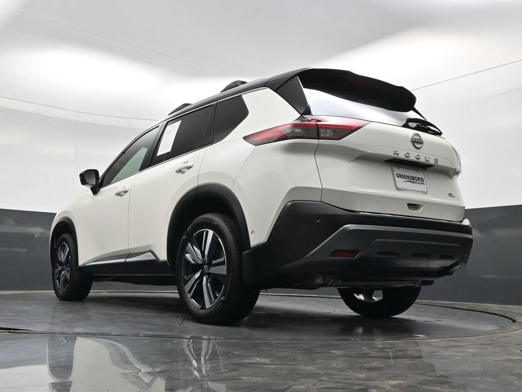 Used 2023 Nissan Rogue SL w/ SL Premium Package FWD image 39