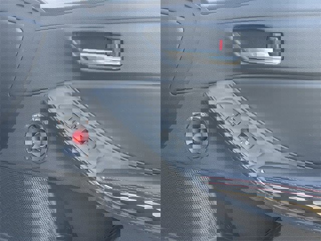 Used 2021 Toyota Avalon TRD image 27