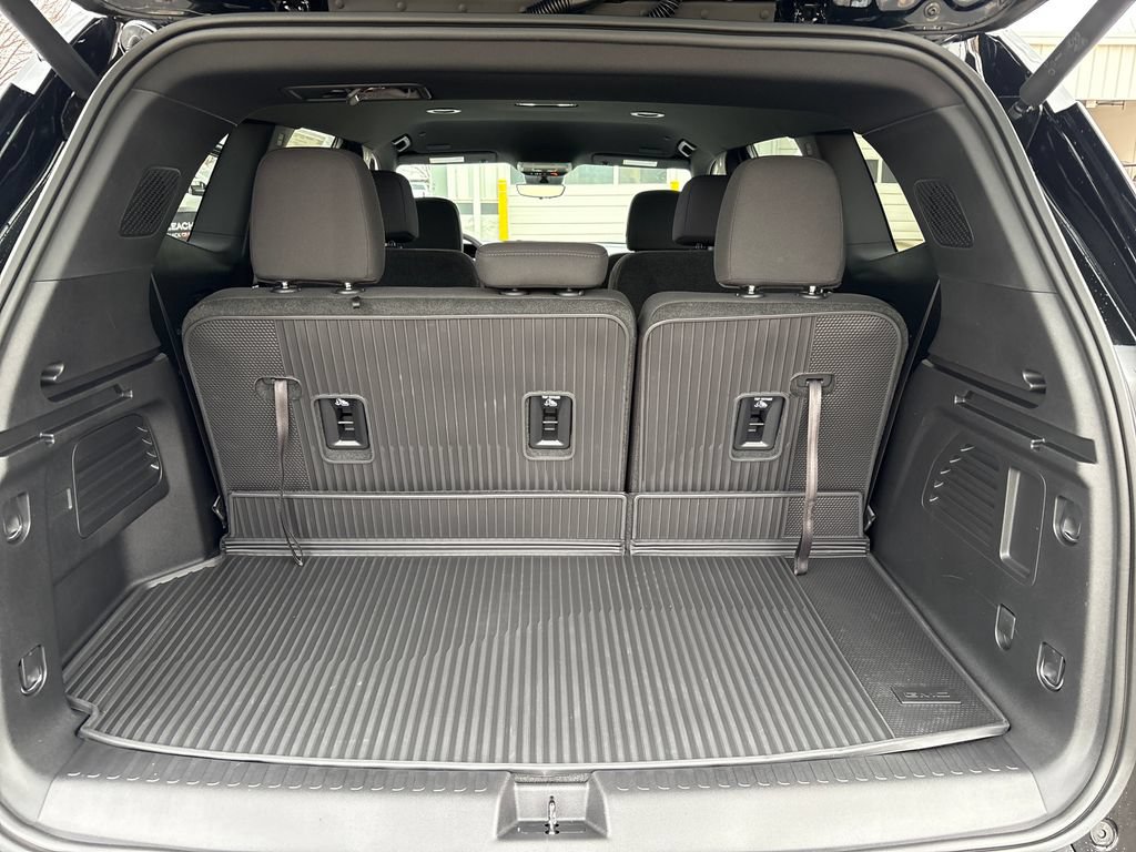 New 2026 GMC Acadia Elevation w/ LPO, Floor Liner Package FWD image 39