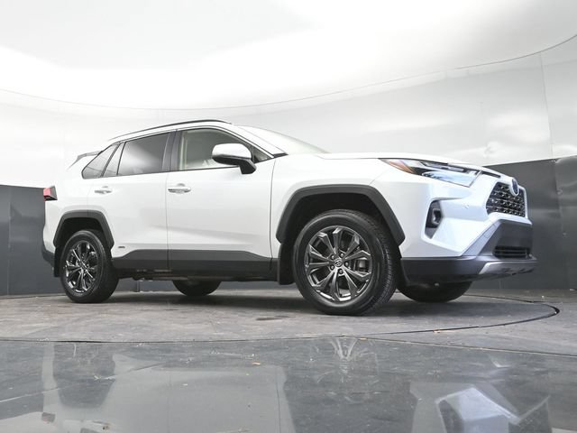 Used 2023 Toyota RAV4 Limited AWD/4WD image 23