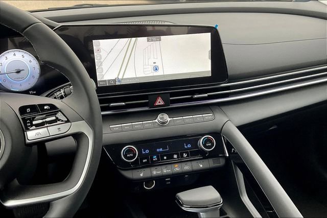 New 2026 Hyundai Elantra Limited image 7