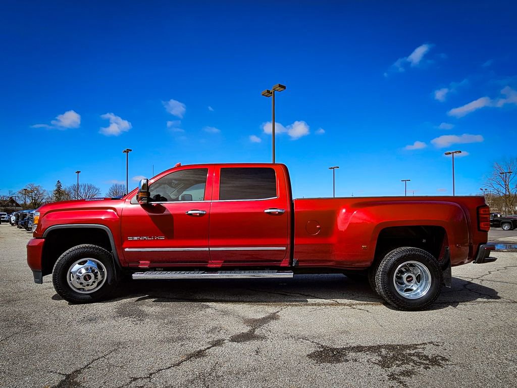Used 2018 GMC Sierra 3500 Denali w/ Duramax Plus Package image 8
