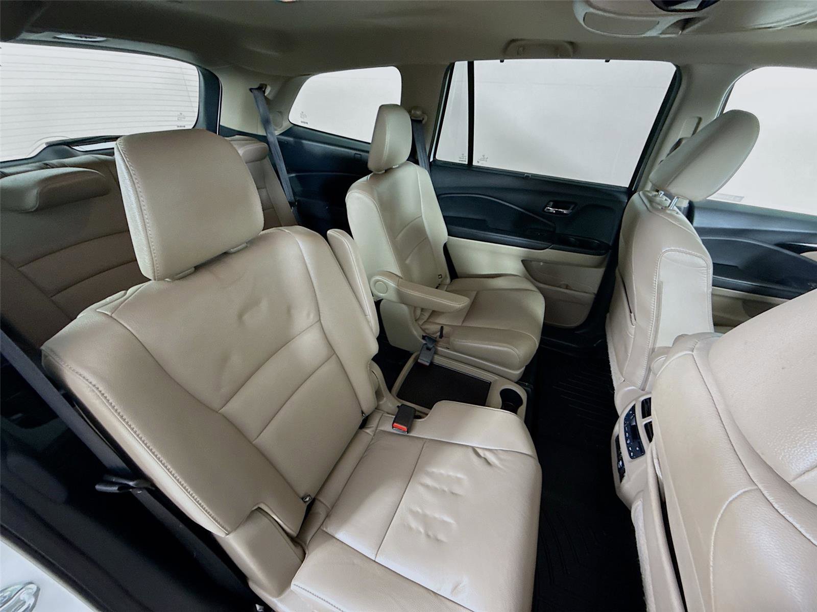 Used 2022 Honda Pilot Touring image 29