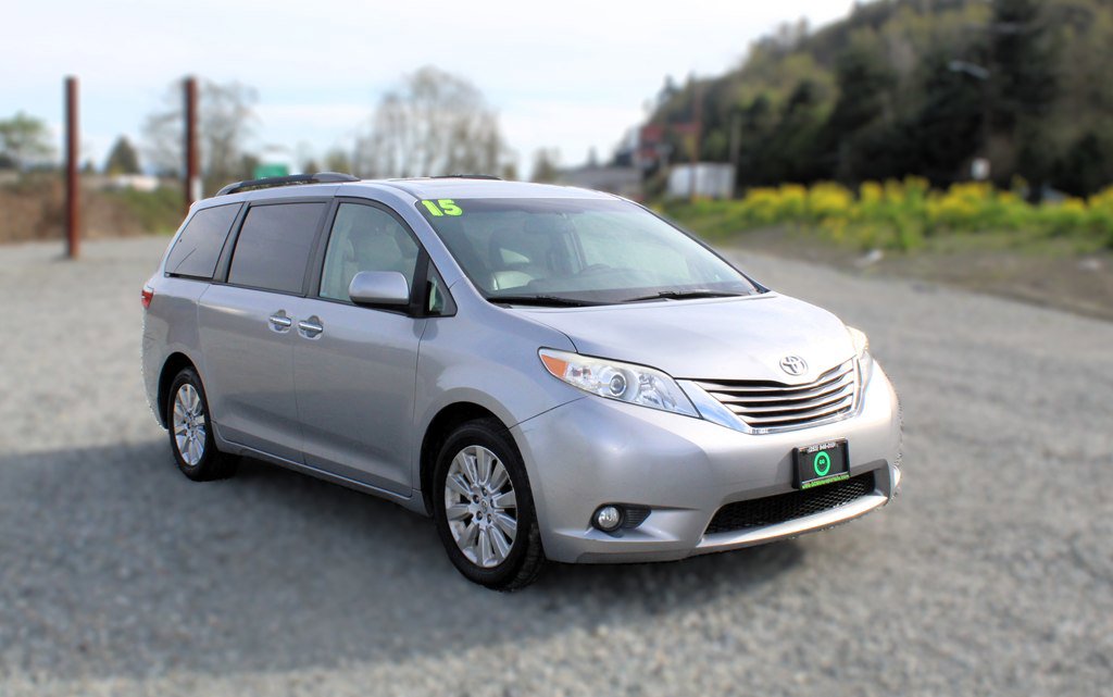Used 2015 Toyota Sienna XLE Premium