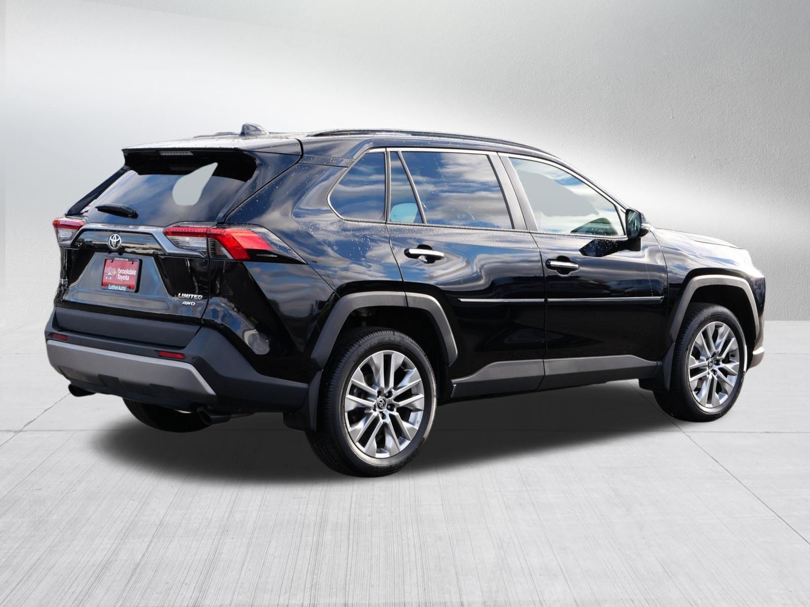 Certified 2024 Toyota RAV4 Limited w/ Weather Package AWD/4WD image 7