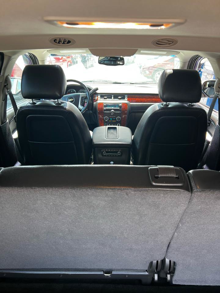 Used 2013 Chevrolet Tahoe LT w/ Luxury Package AWD/4WD image 8