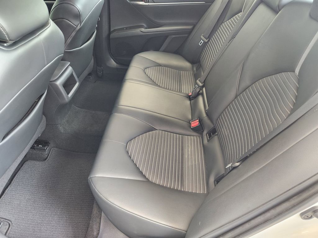 Used 2021 Toyota Camry SE w/ Convenience Package image 30