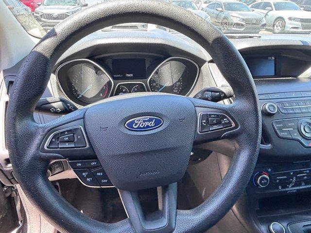 Used 2018 Ford Focus SE FWD image 9