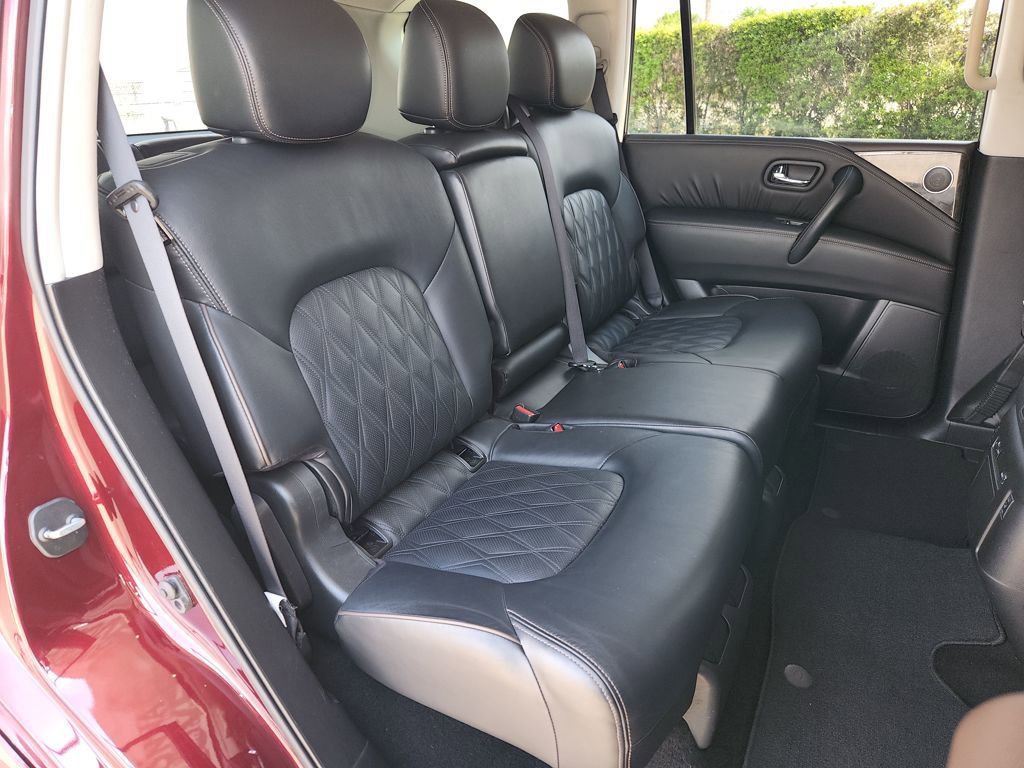 Used 2022 Nissan Armada Platinum image 15