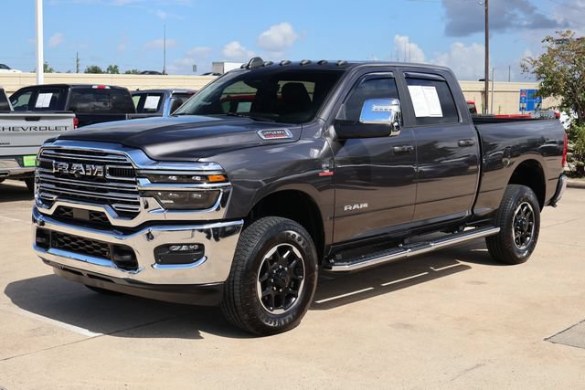Used 2025 RAM 2500 Laramie AWD/4WD image 3
