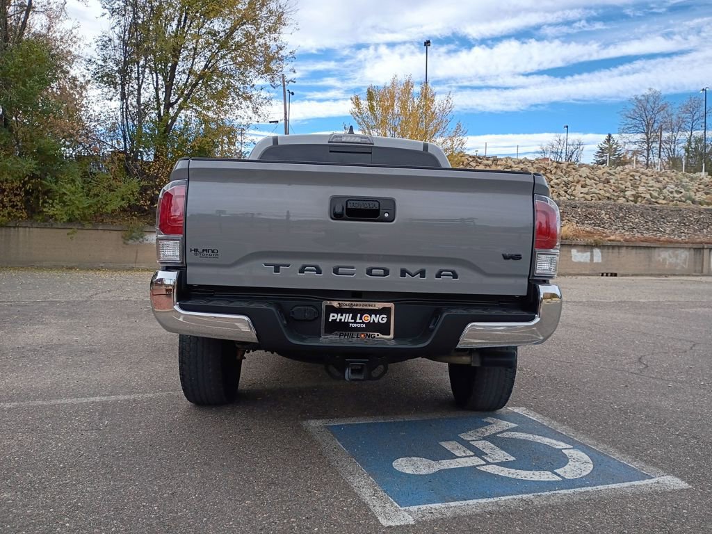 Used 2021 Toyota Tacoma TRD Off-Road image 4