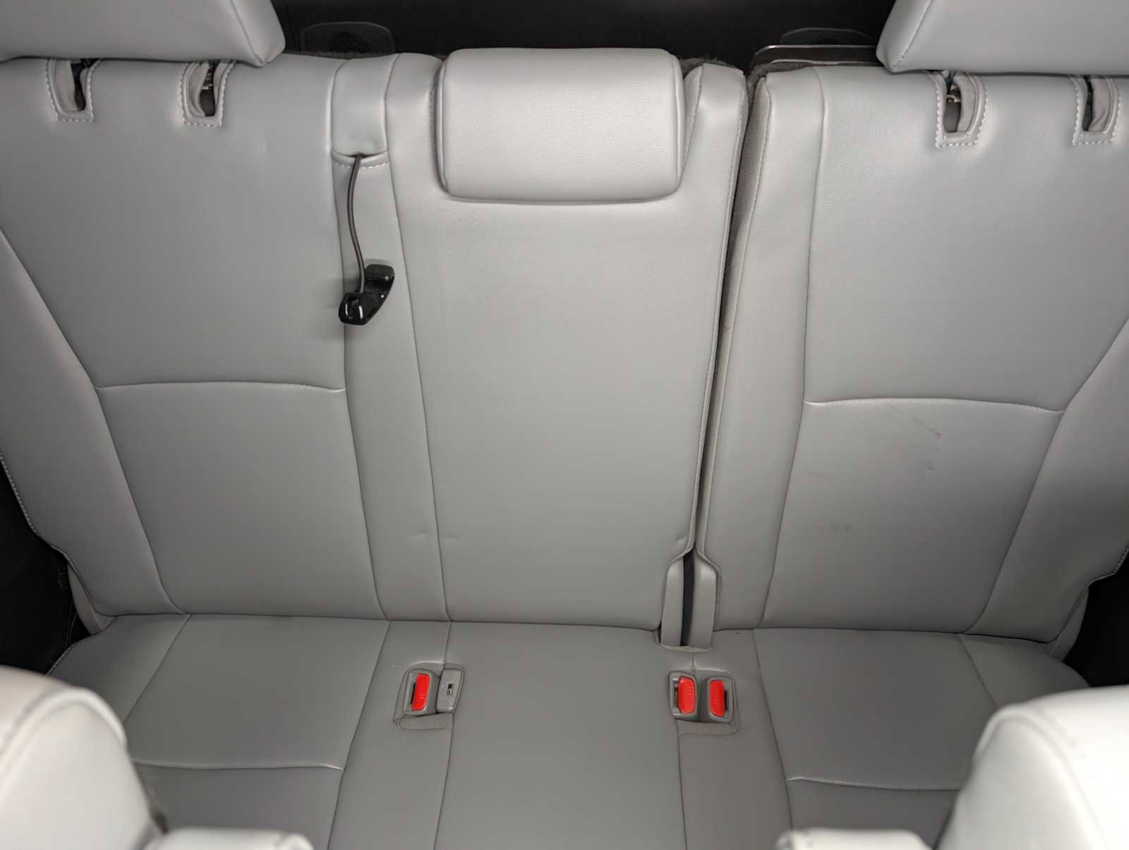 Used 2021 Toyota Highlander Platinum image 26