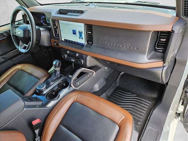 Used 2024 Ford Bronco Outer Banks AWD/4WD image 20