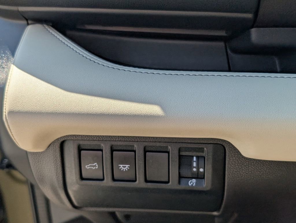 Certified 2023 Subaru Ascent Limited image 29