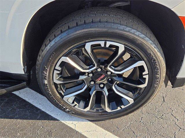 Certified 2023 GMC Yukon SLT image 18