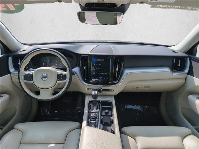 Used 2019 Volvo XC60 T5 Momentum w/ Premium Package AWD/4WD image 19