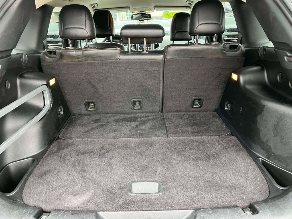 Used 2015 Jeep Cherokee Trailhawk w/ Comfort/Convenience Group image 10