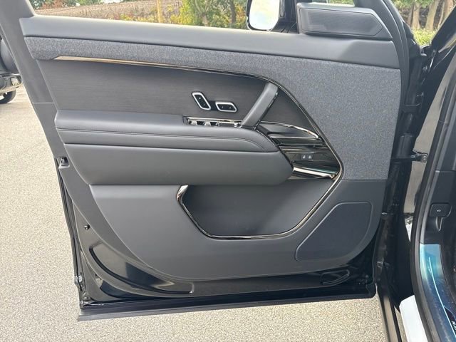 New 2025 Land Rover Range Rover Sport Dynamic SE image 10