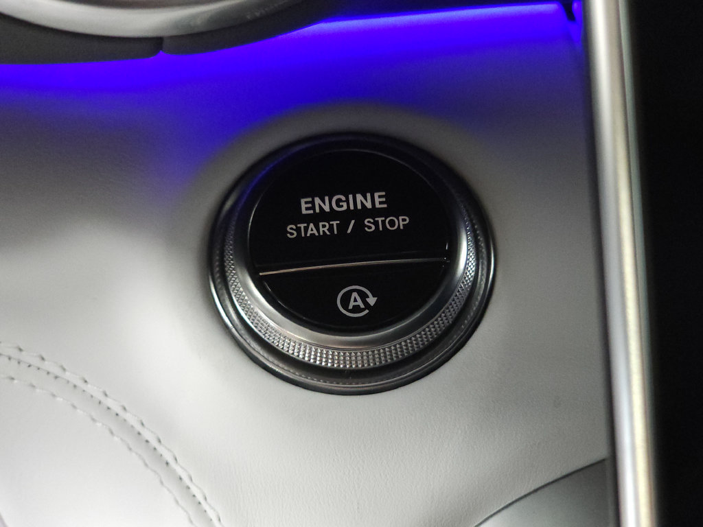 Certified 2026 Mercedes-Benz Maybach SL 680 image 17