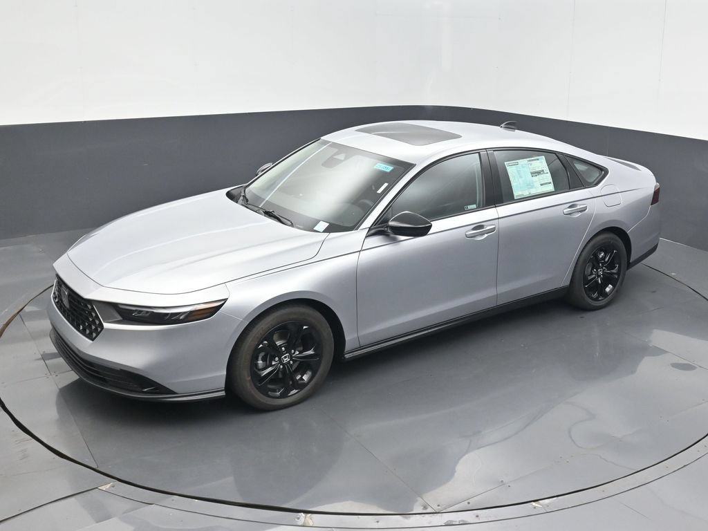New 2025 Honda Accord SE image 9
