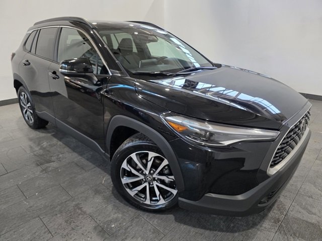 Used 2025 Toyota Corolla Cross XLE image 7