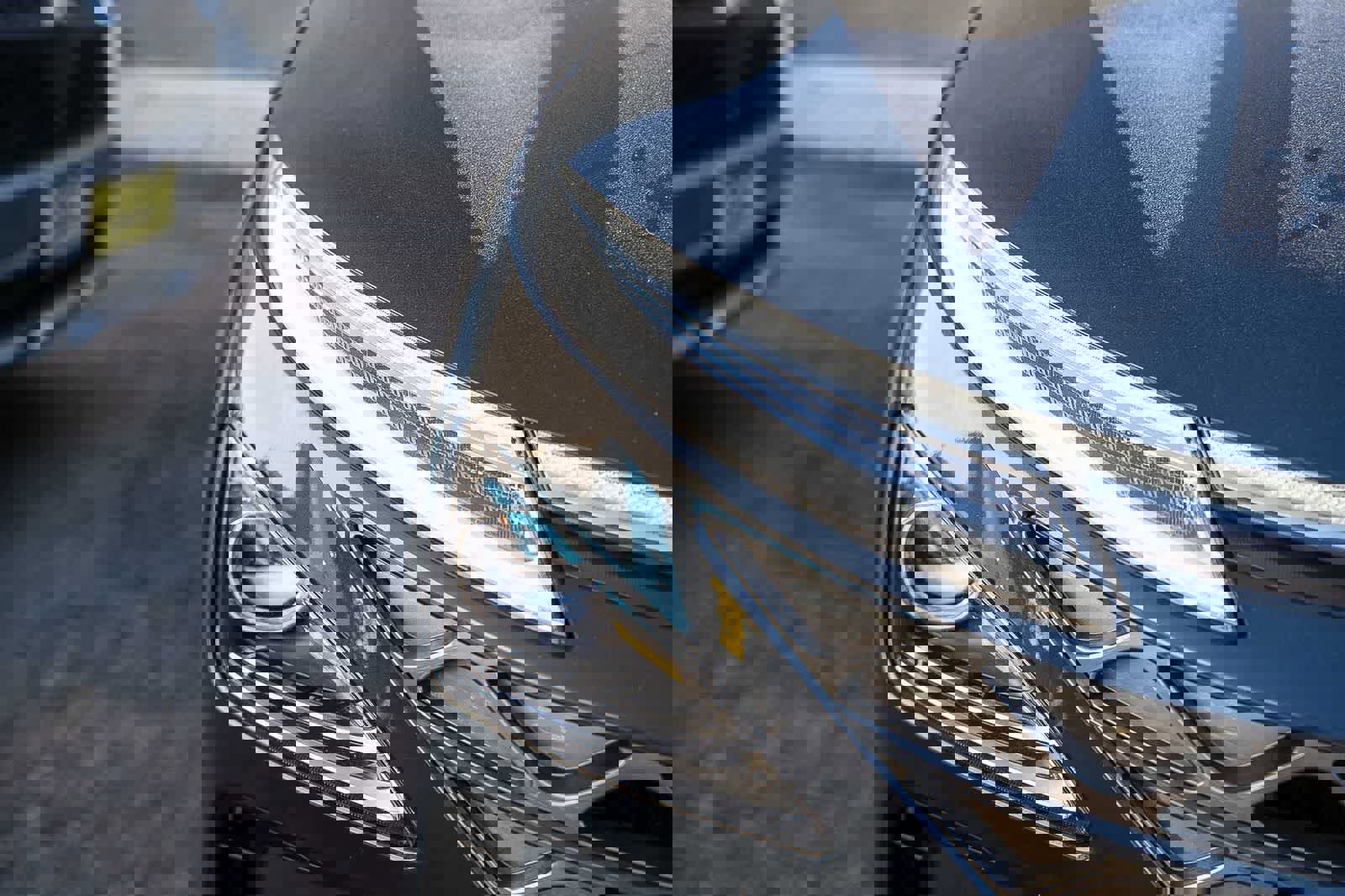 Used 2019 Hyundai Nexo Blue image 2