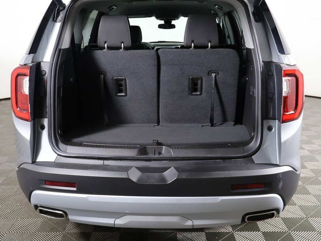 Used 2023 GMC Acadia SLE w/ Driver Convenience Package image 17