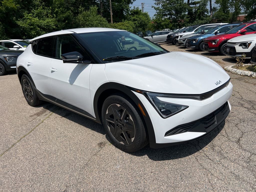 New 2025 Kia EV6 Light image 5