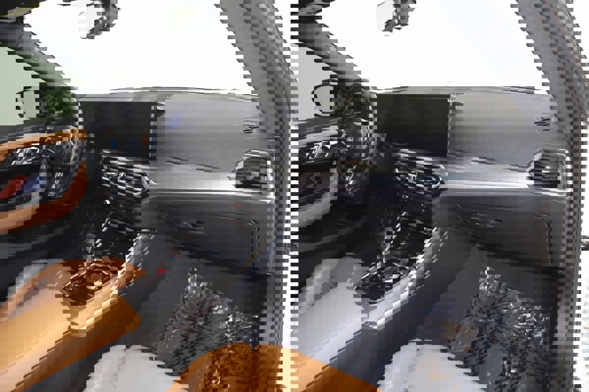 Used 2023 BMW M2 w/ Lighting Package image 59