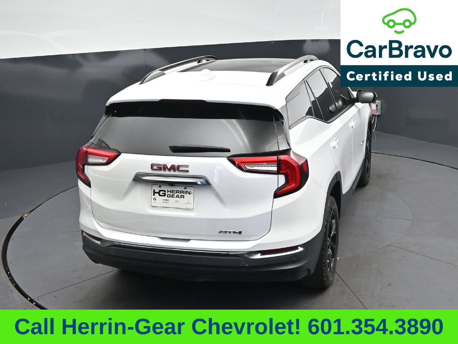 Used 2022 GMC Terrain AT4 w/ Infotainment Package II AWD/4WD image 34