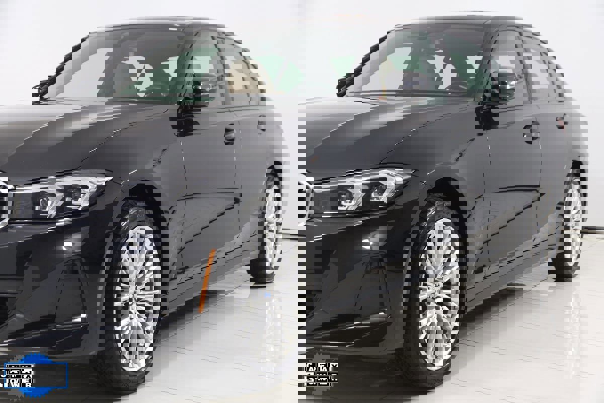 Used 2023 BMW 330i xDrive Sedan w/ Driving Assistance Package image 61