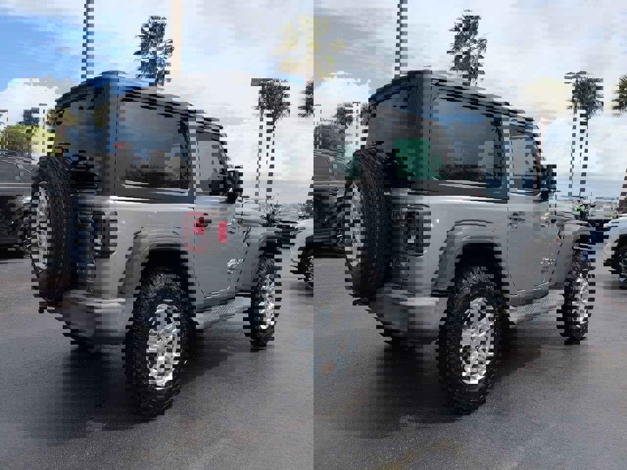 Used 2020 Jeep Wrangler Sport AWD/4WD image 4