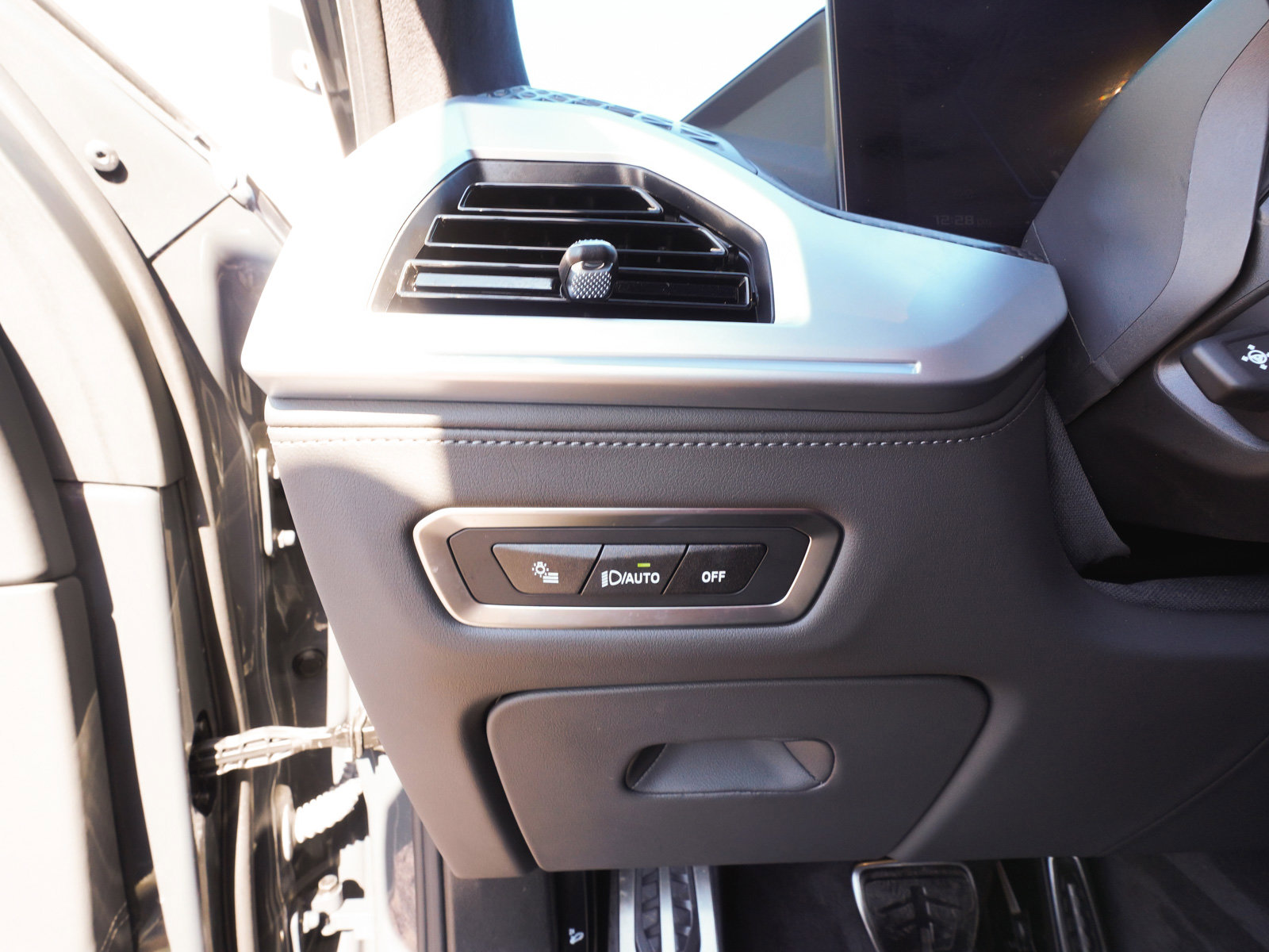 Used 2025 BMW XM image 17