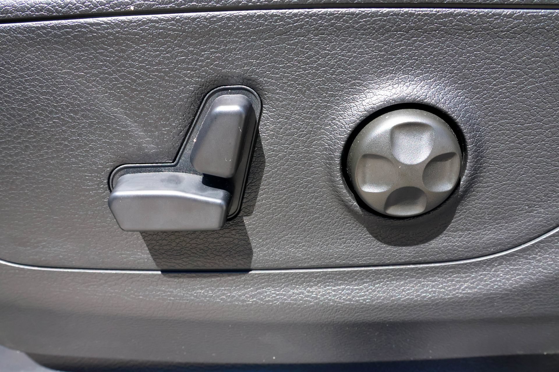New 2026 RAM 1500 RHO AWD/4WD image 5