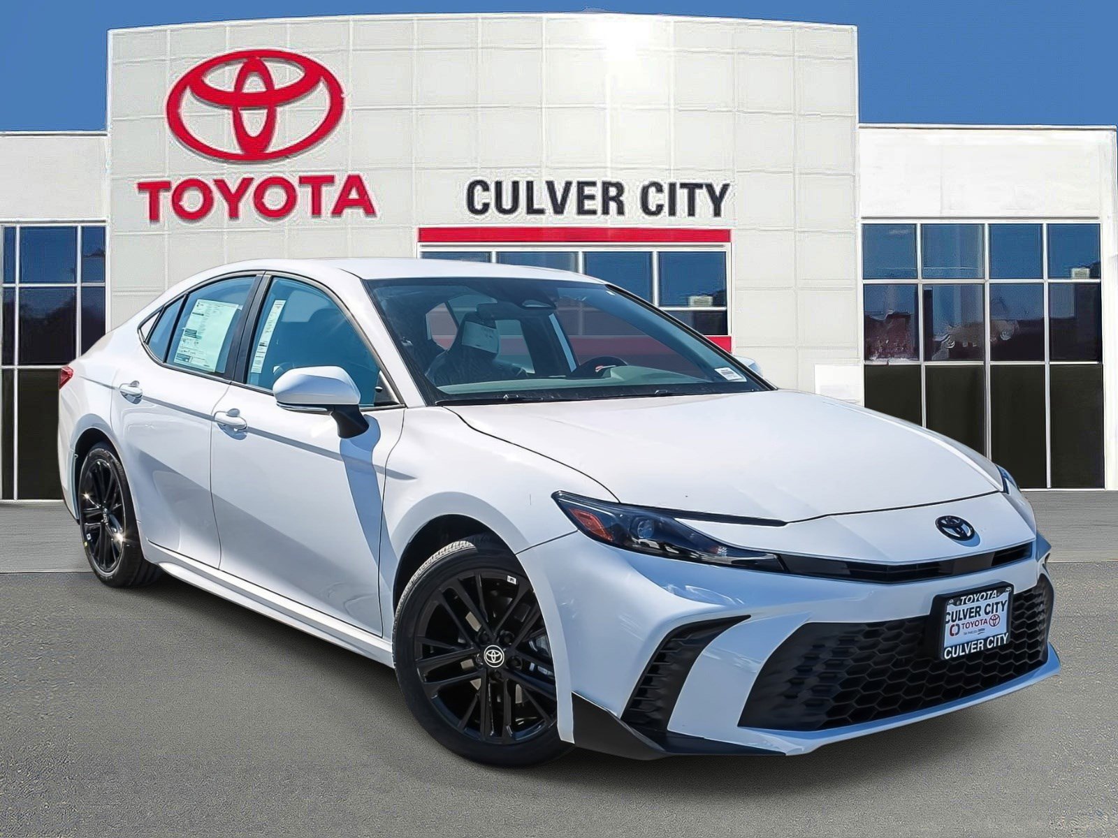 New 2026 Toyota Camry SE