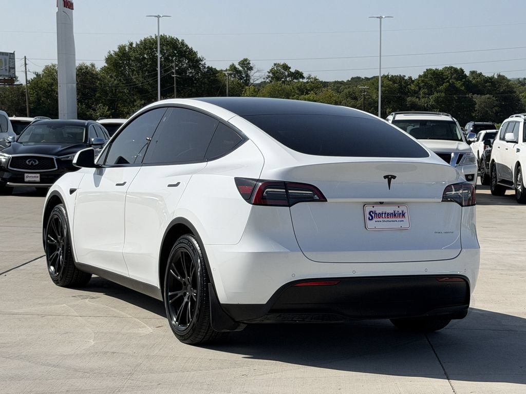 Used 2021 Tesla Model Y Long Range AWD/4WD image 4