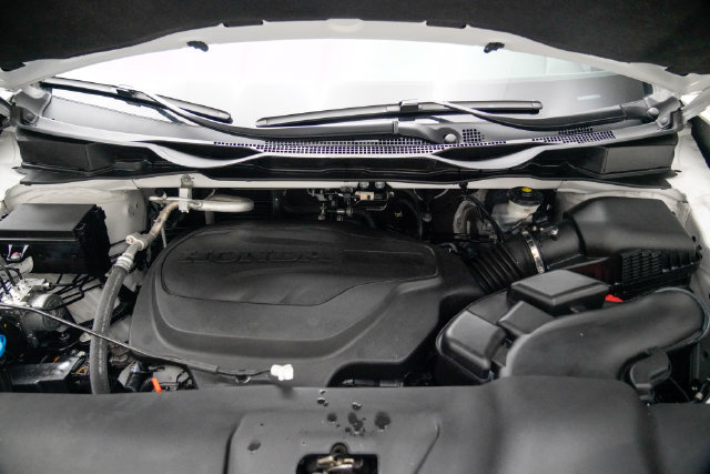 Certified 2024 Honda Odyssey Sport image 18