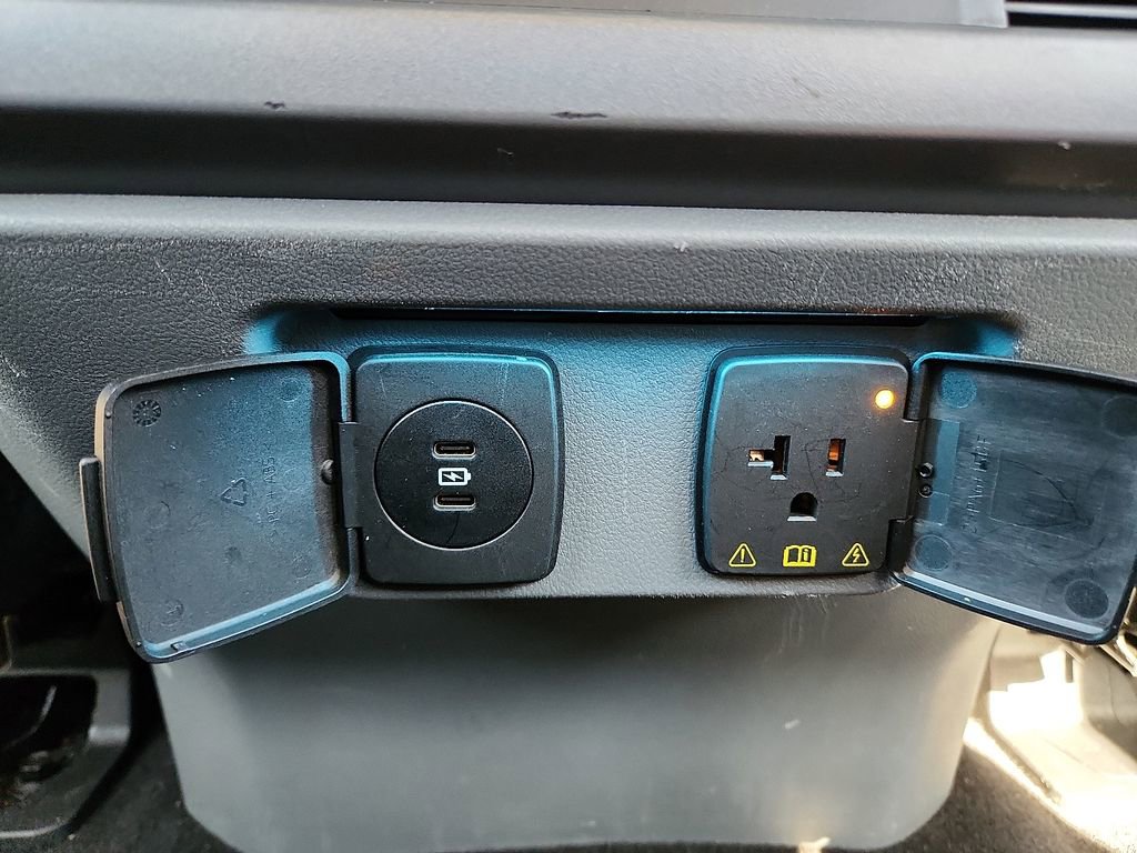 Used 2024 Ford F150 XLT w/ Mobile Office Package image 15