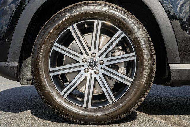 Certified 2025 Mercedes-Benz GLE 450e 4MATIC image 18