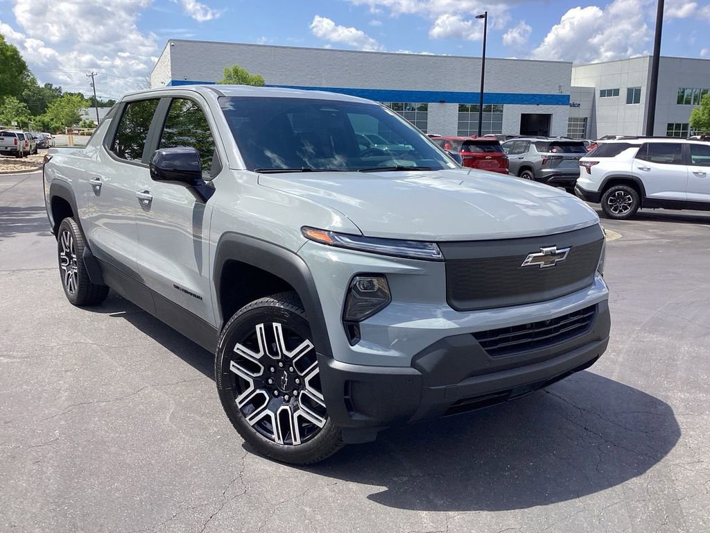 New 2026 Chevrolet Silverado EV W/T w/ LPO, Custom Package AWD/4WD image 8