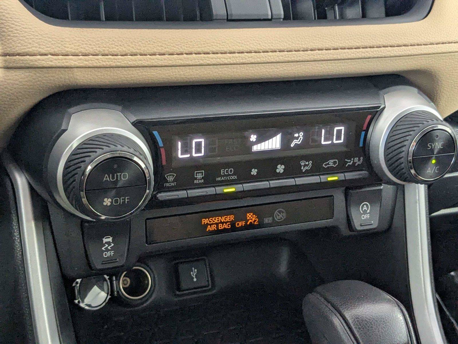 Certified 2022 Toyota RAV4 XLE FWD image 21