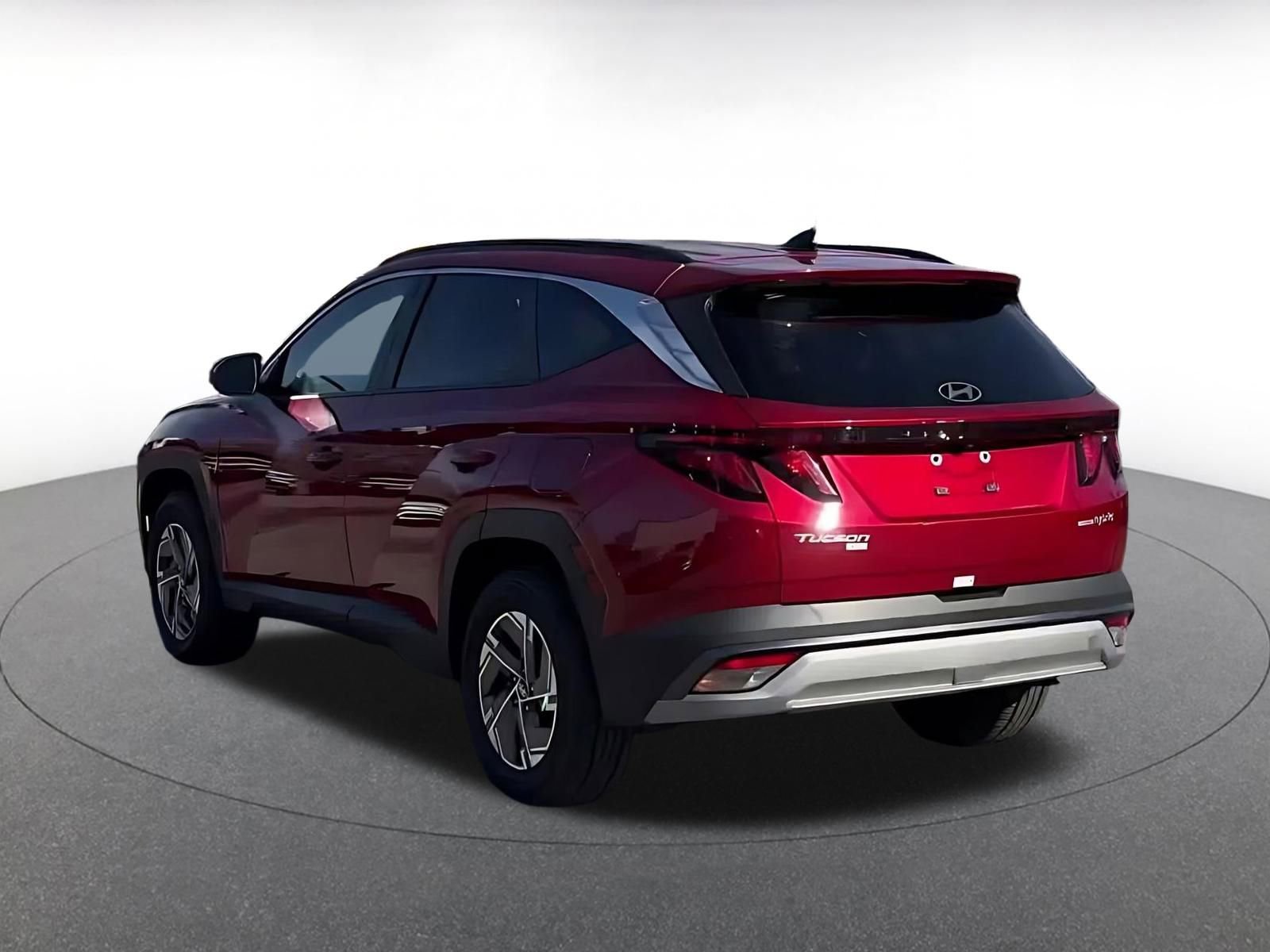 Used 2025 Hyundai Tucson Blue image 9