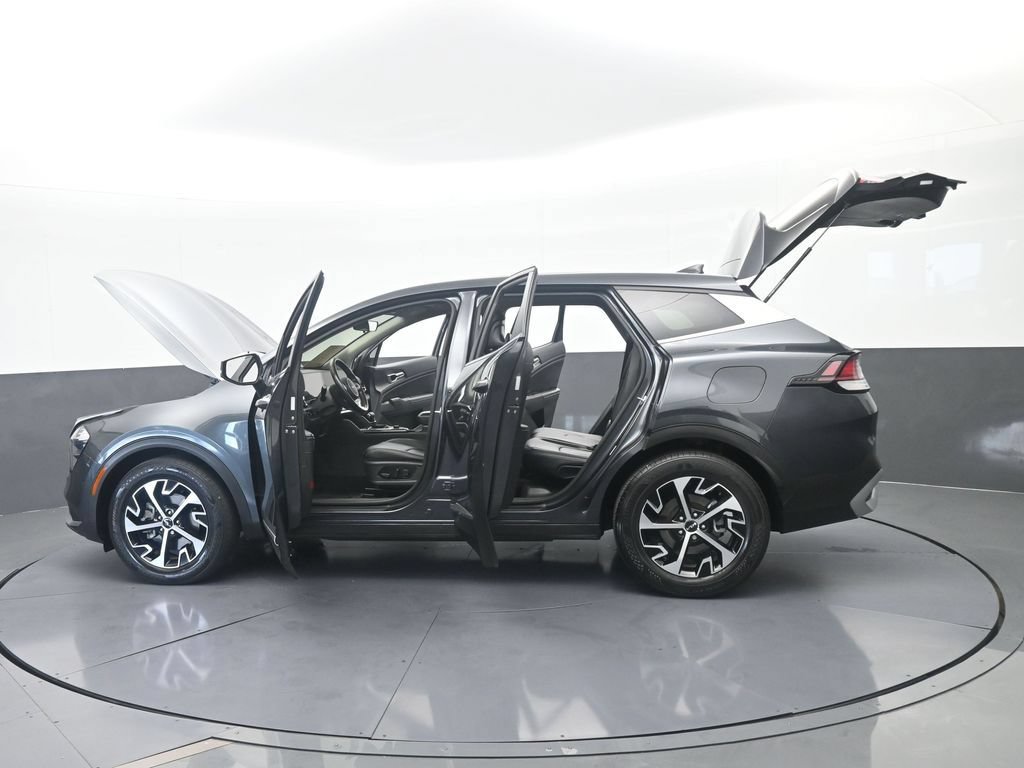 Used 2023 Kia Sportage EX FWD image 75