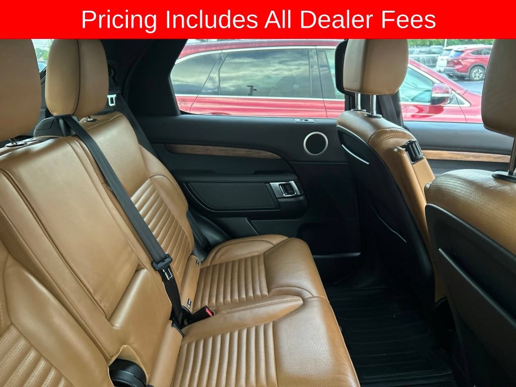 Used 2018 Land Rover Discovery HSE AWD/4WD image 5